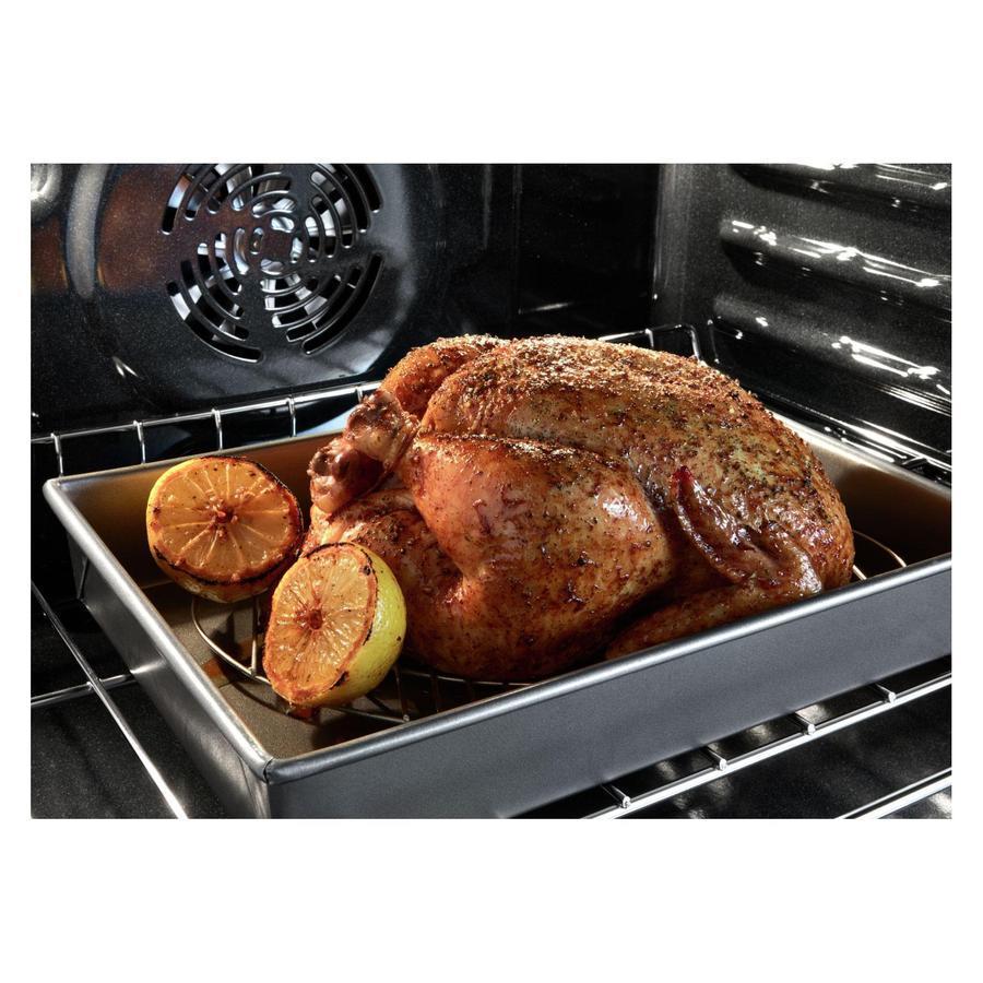 Whirlpool - 4.3 cu. ft Single Wall Oven in Stainless - WOS72EC7HS