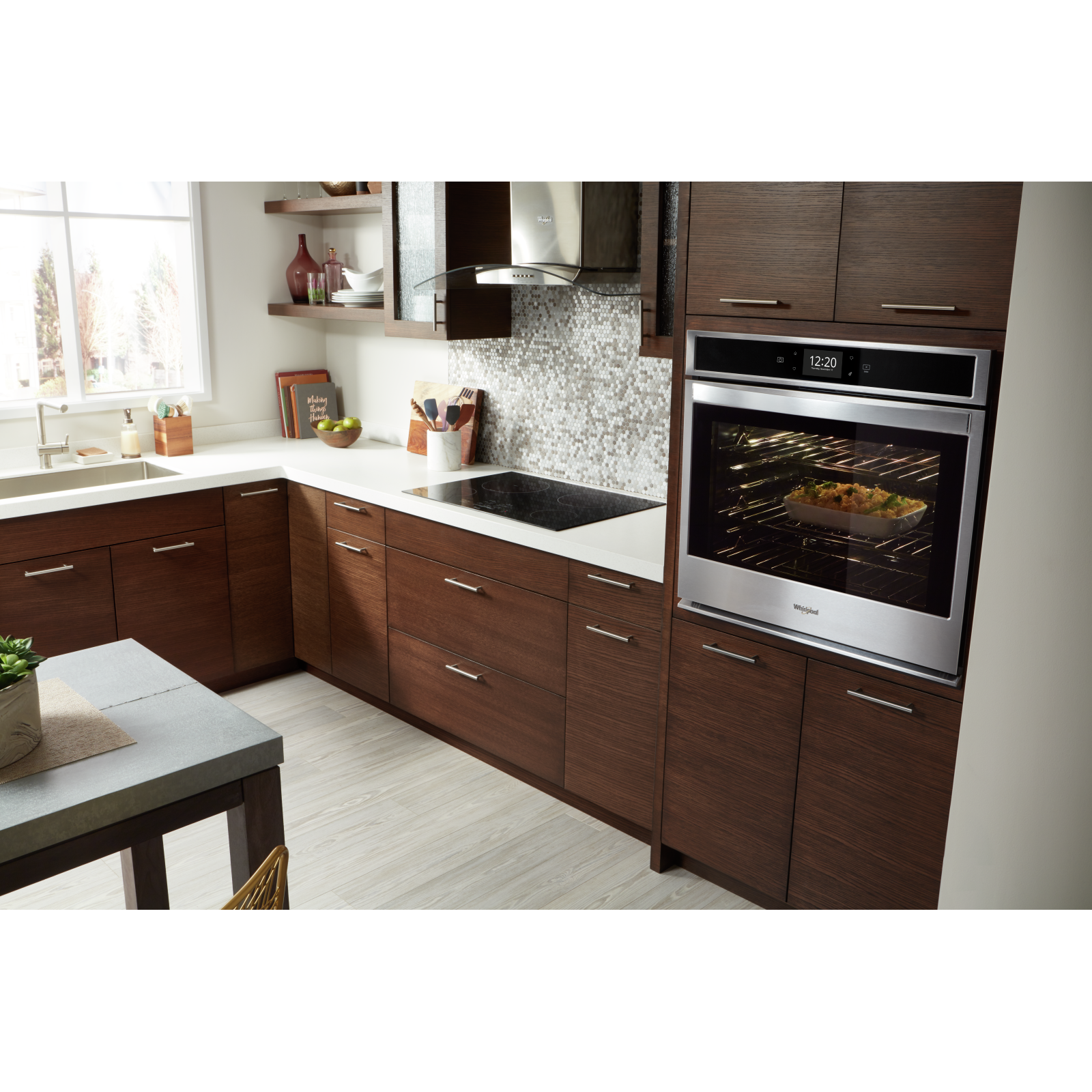 Whirlpool - 4.3 cu. ft Single Wall Oven in Stainless - WOS72EC7HS