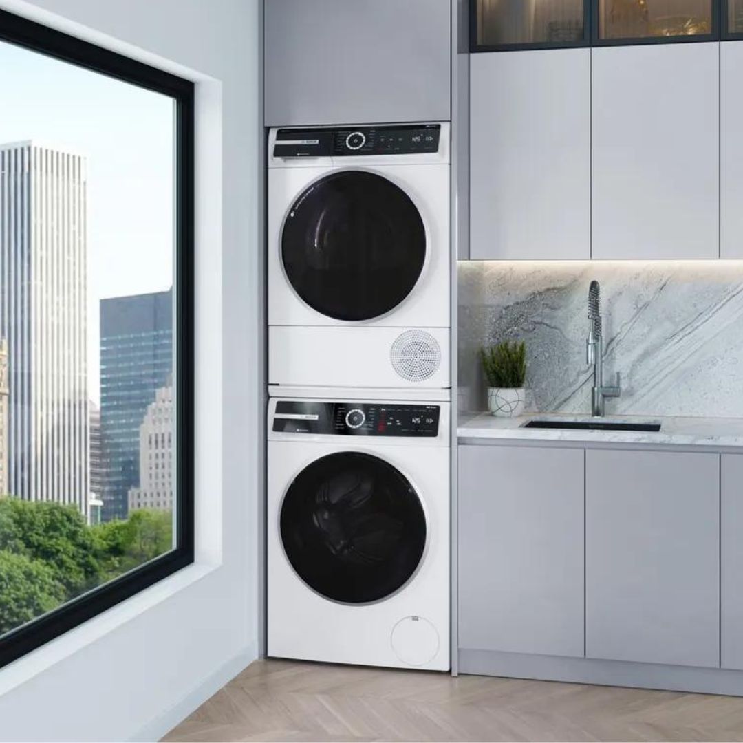 Bosch - 4 cu. Ft Electric Heat Pump Dryer in White - WQB245B0UC