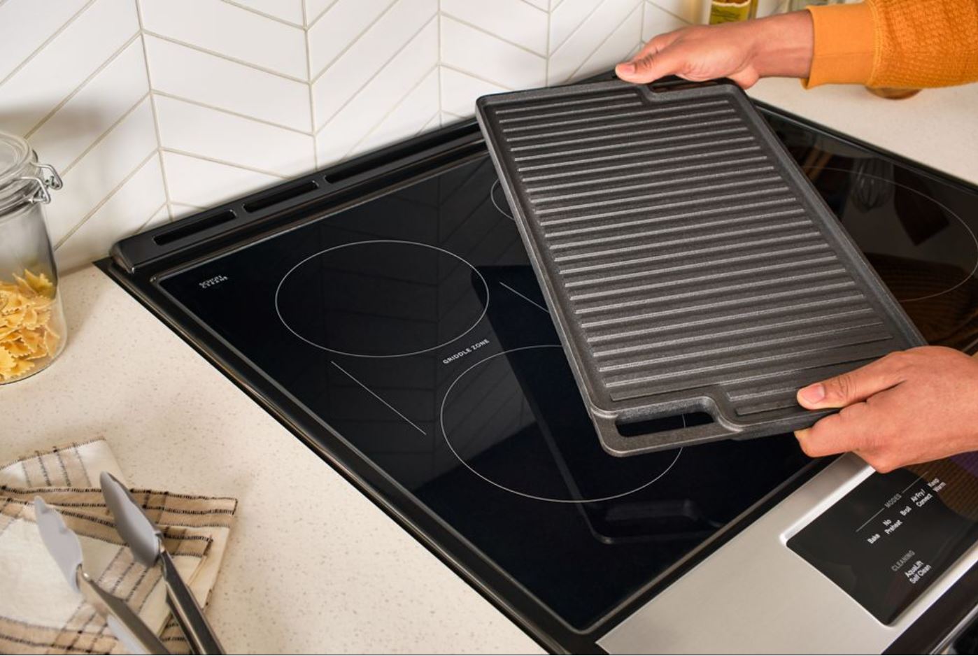 Whirlpool - 30 Inch Induction Range in Stainless - WSIS5030RZ