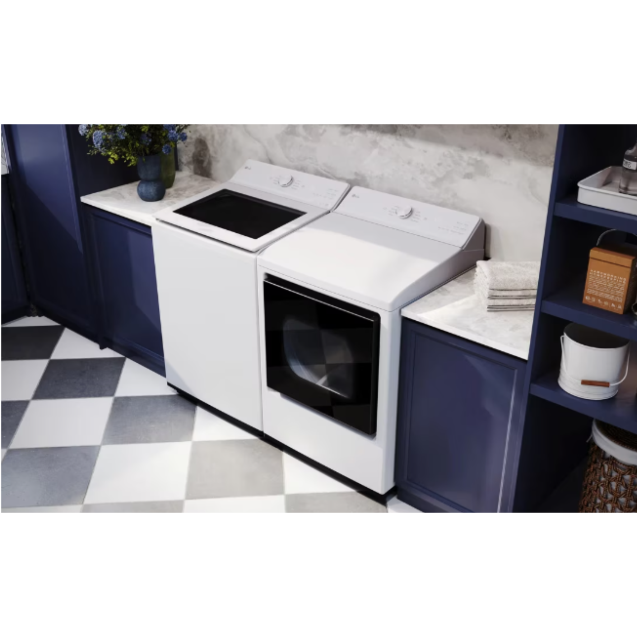 LG - 5.8 cu. Ft Top Load Washer in White - WT8200CW