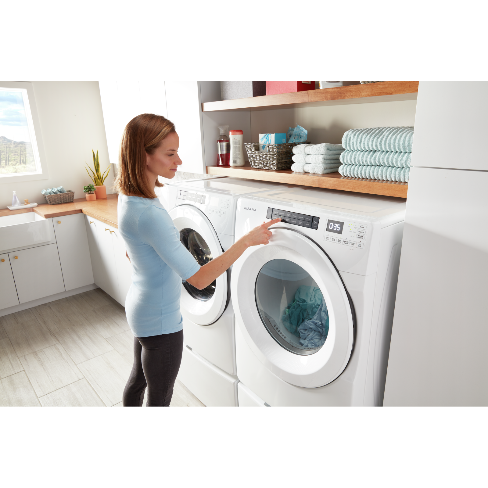 Amana - 7.4 cu. Ft Electric Dryer in White - YNED5800HW