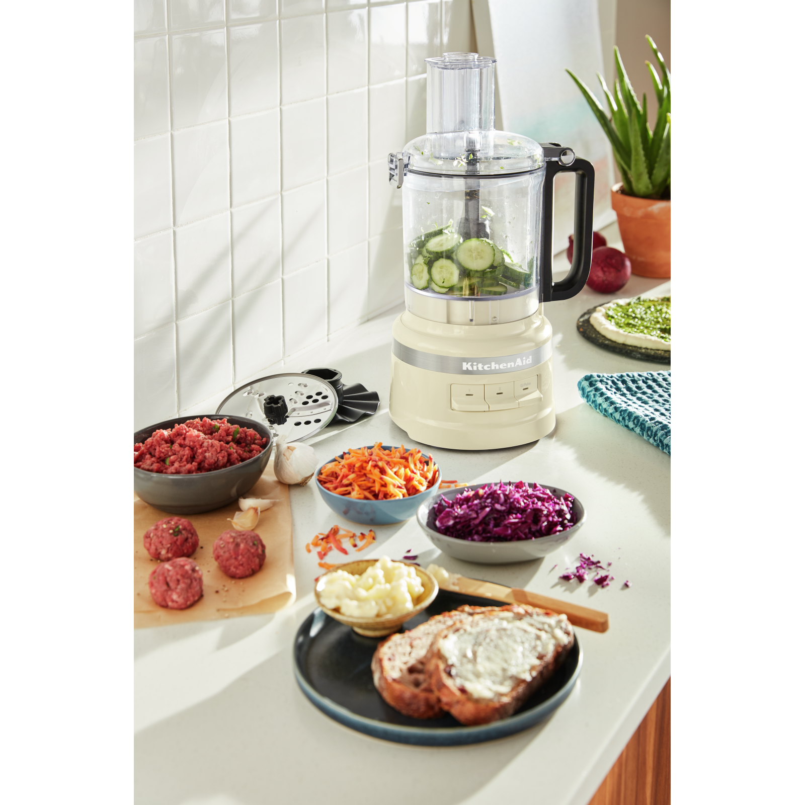 Whirlpool - Range Reversible Backsplash Kit Accessory in Stainless - 99406