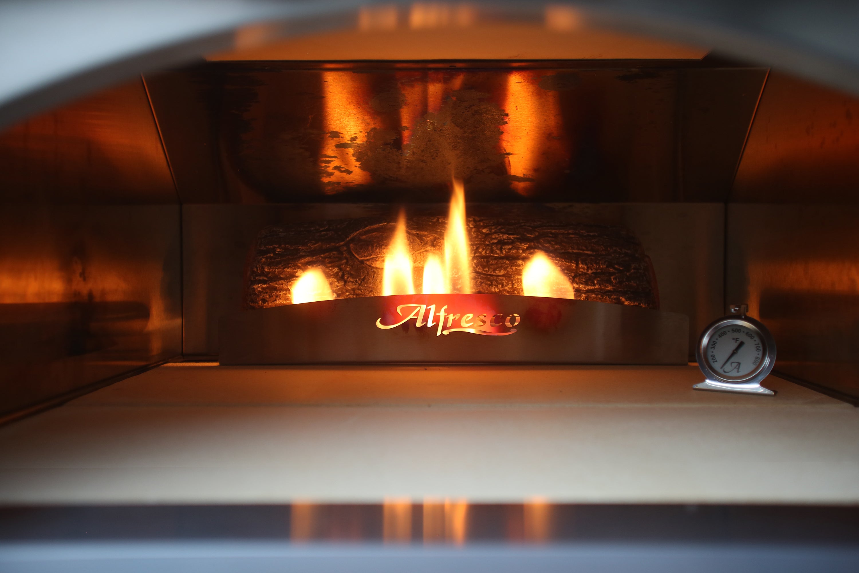 Alfresco - Built-in Liquid Propane Pizza Oven in Stainless - AXE-PZA-BI-LP