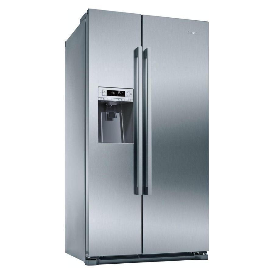 Bosch - 35.9 Inch 20.2 cu. ft Side by Side Refrigerator in Stainless - B20CS30SNS