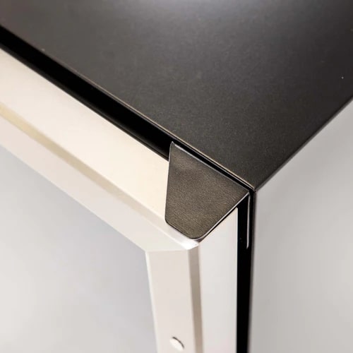 Avanti - 23.5 Inch 5.0 cu.Ft Built In / Integrated Beverage Centre Refrigerator in Stainless - BCA516SS