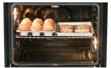 Blomberg - 5.7 cu. ft Gas Range in Stainless - BGR30420CSS