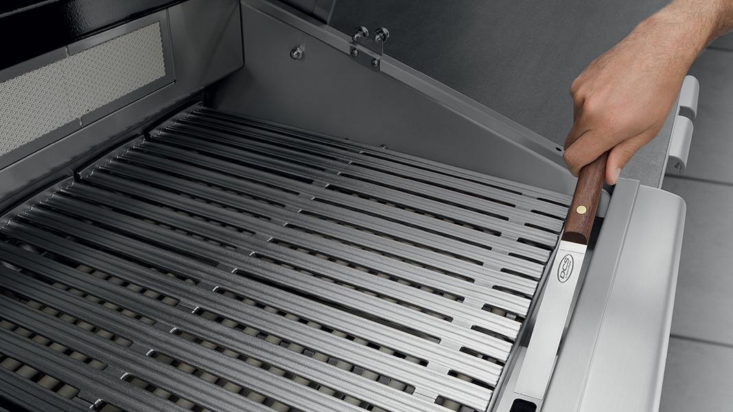 DCS - 4 Burner Natural Gas BBQ in Stainless - BH1-48R-N