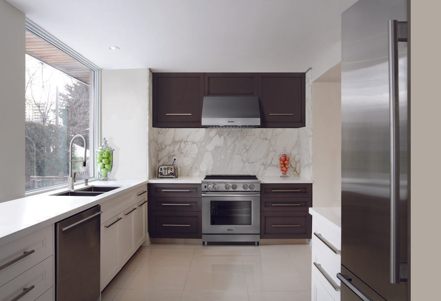 Blomberg - 5.7 cu. ft Induction Range in Stainless - BIRP34450CSS