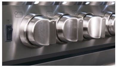 Blomberg - 5.7 cu. ft Induction Range in Stainless - BIRP34450CSS