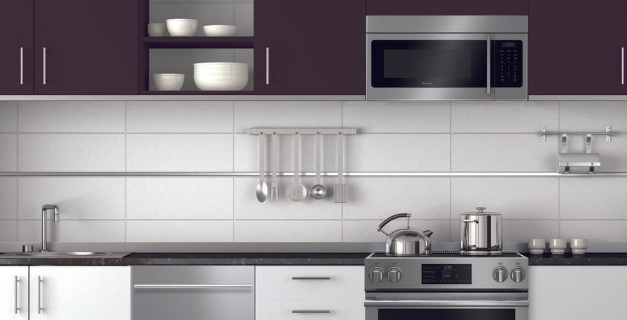 Blomberg - 1.5 cu. Ft Over the range Microwave in Stainless - BOTR30200CSS