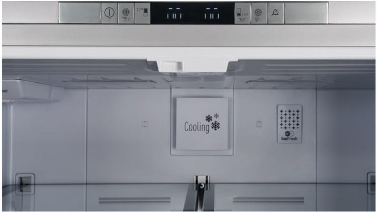 Blomberg - 29.8 Inch 16.4 cu. ft Built In / Integrated Bottom Mount Refrigerator in Panel Ready - BRFB1920FBI