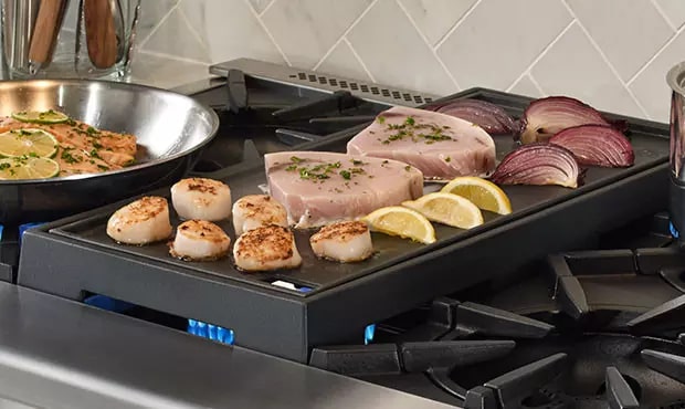 BlueStar - 4.5 cu. ft Gas Range in Stainless - BSP304BSS-NG
