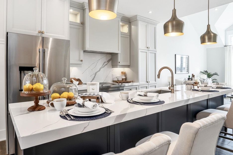 Cyclone - 26.5 Inch 550 CFM Blower and Insert Vent in Stainless - BX21528