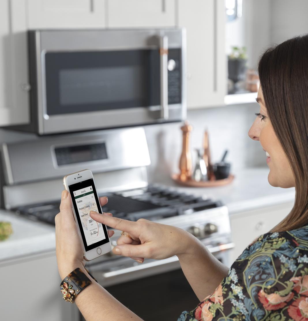 Café - 5.6 cu. ft Gas Range in Stainless - CCGB500P2MS1