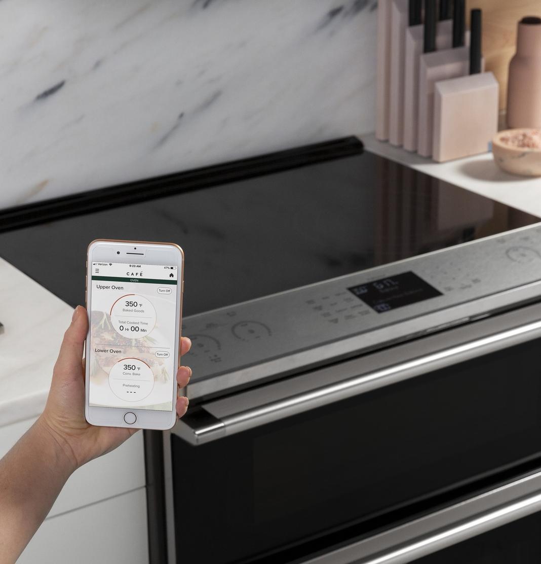 Café - 5.7 cu. ft Induction Range in Platinum - CHS900M2NS5