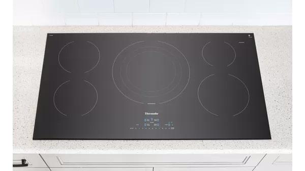 Thermador - 37 inch wide Induction Cooktop in Black - CIT365TB