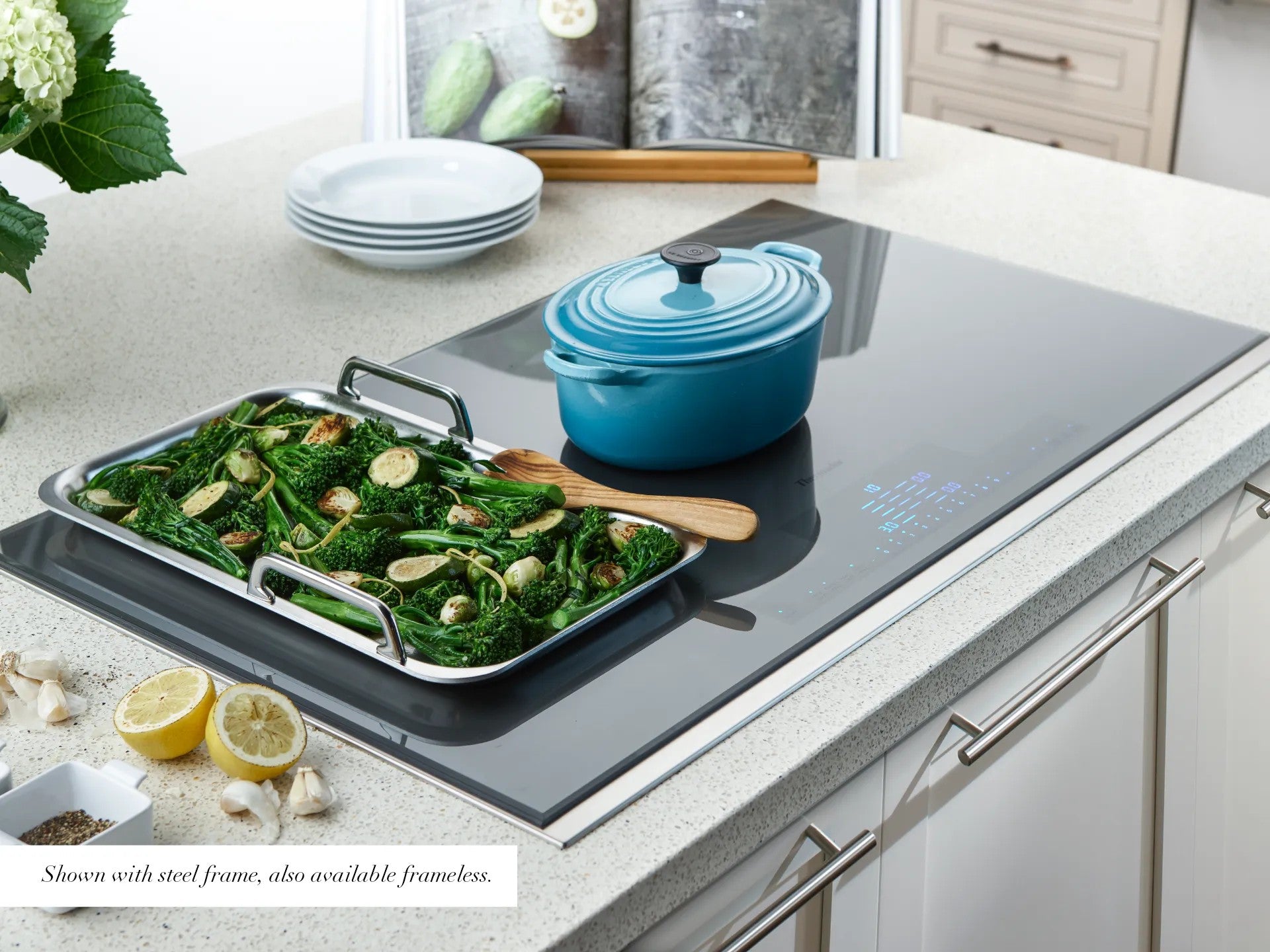 Thermador - 37 Inch Induction Cooktop in Silver - CIT367YM