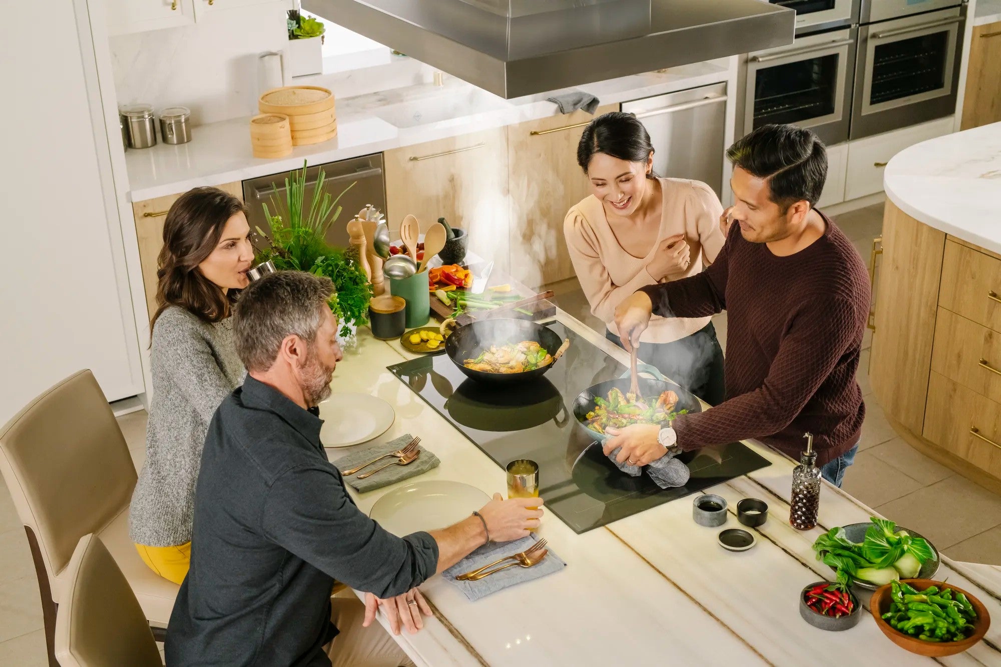 Thermador - 37 Inch Induction Cooktop in Grey - CIT36YWBB