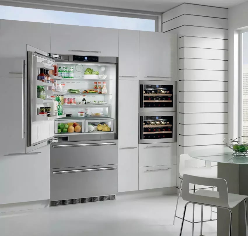 Liebherr - 35.8125 Inch 19.4 cu. ft Bottom Mount Refrigerator in Stainless - CS2061