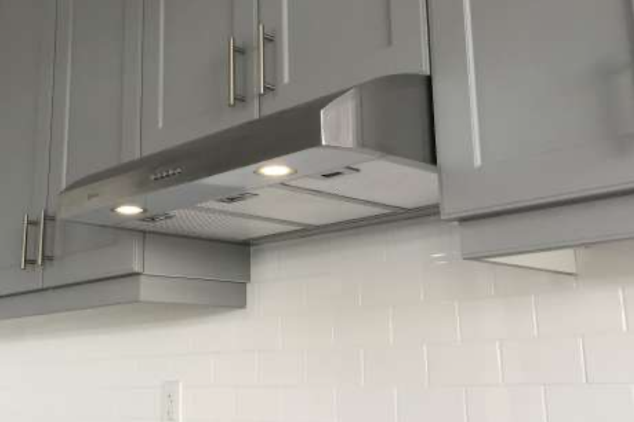 Cyclone - 35.875 Inch 570 CFM Under Cabinet Range Vent in Stainless - CY919R36SS