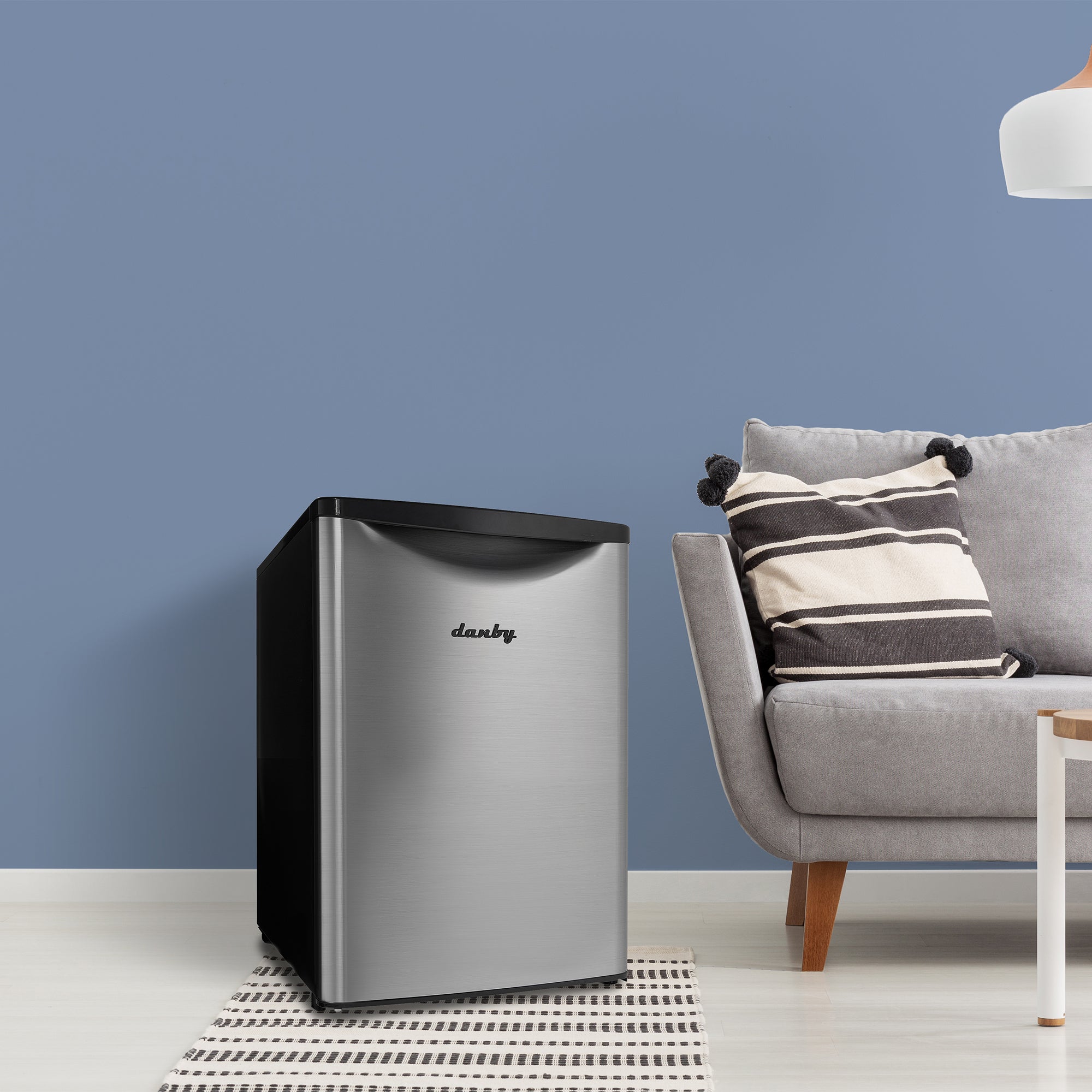 Danby - 17.7 Inch 2.6 cu. ft Mini Fridge Refrigerator in Stainless - DAR026A2BSLDB