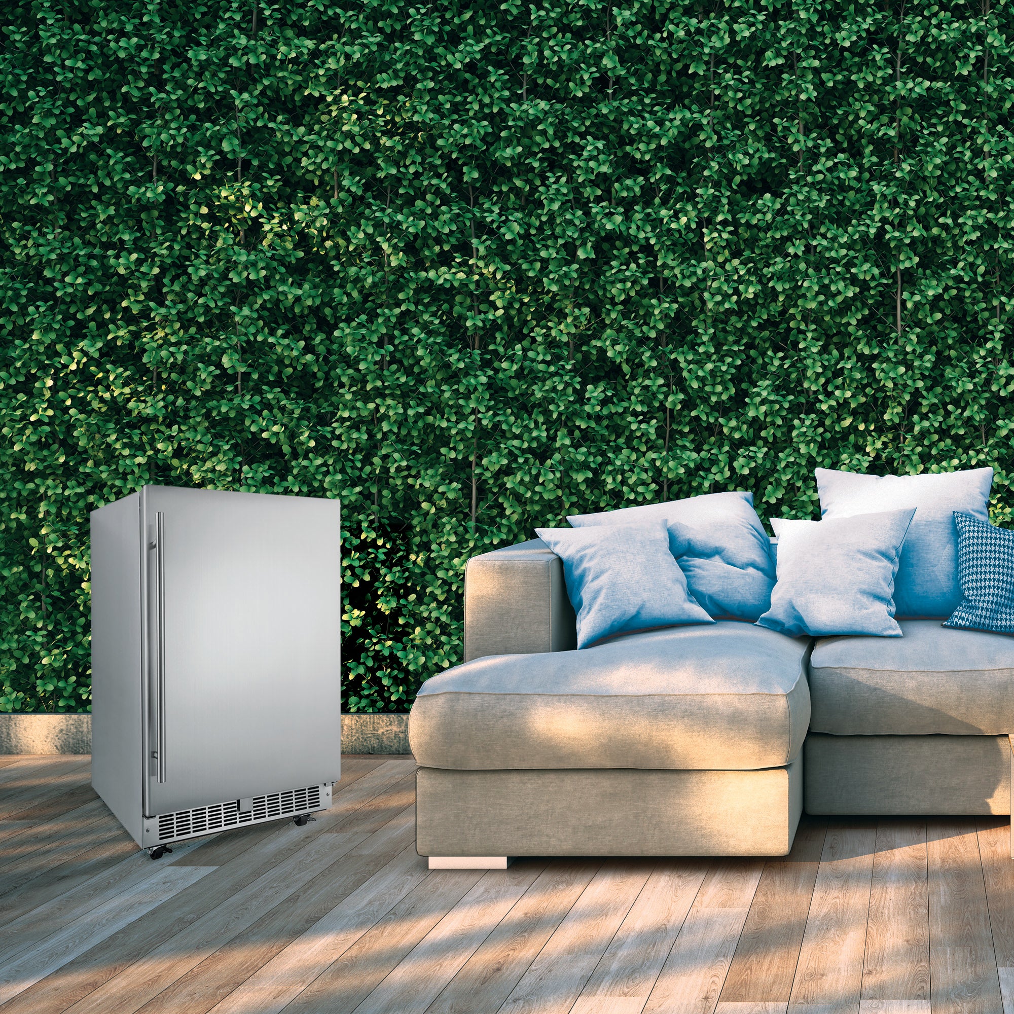 Silhouette - 23.8 Inch 5.5 cu. ft Built In / Integrated Refrigerator in Stainless - DAR055D1BSSPRO