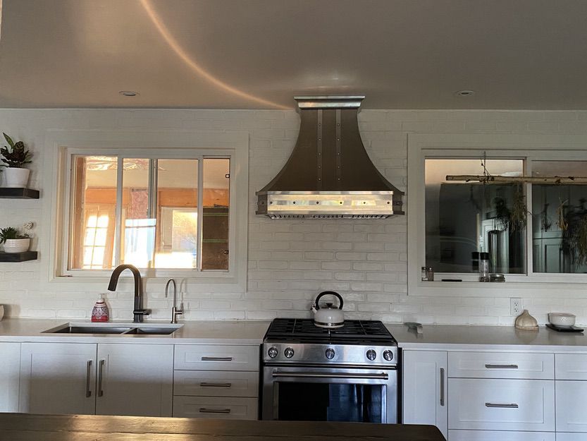 Cyclone - 35.75 Inch 600 CFM Wall Mount and Chimney Range Vent in Stainless - DCB40636SSC