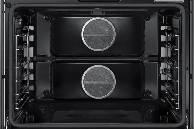 Dacor - 4.8 cu. ft Single Wall Oven in Black Stainless - DOB30M977SM