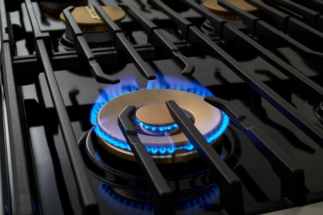 Dacor - 6.3 cu. ft Dual Fuel Range in Stainless - DOP36P86DLS