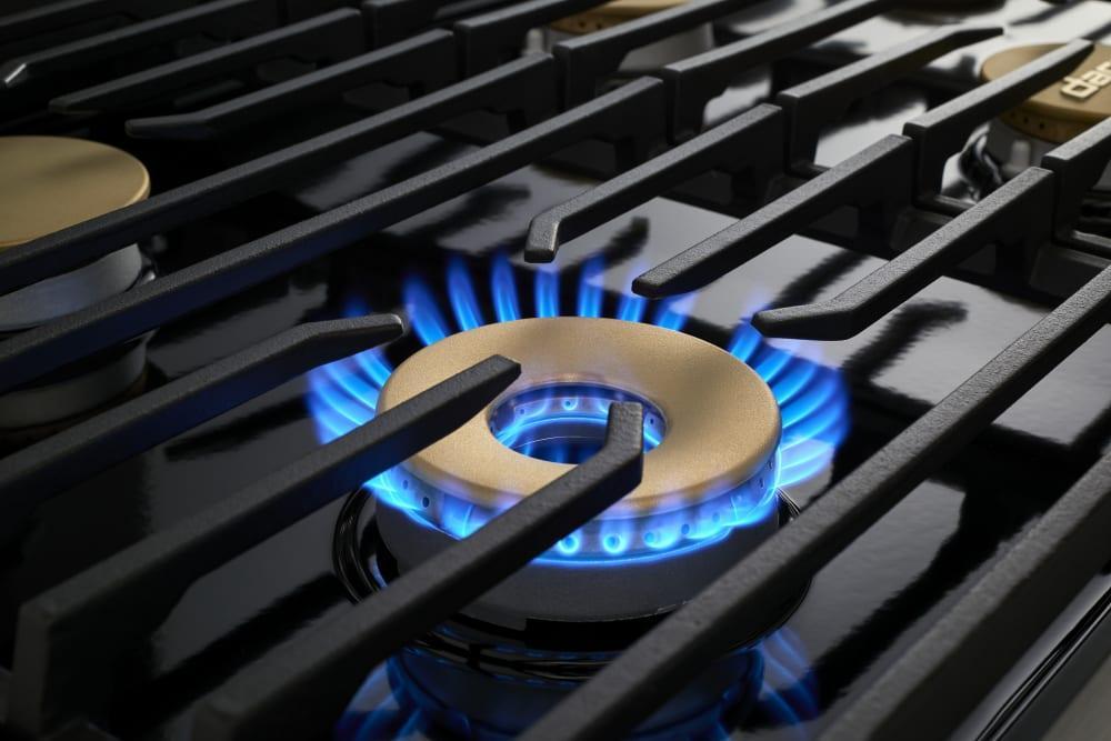 Dacor - 6.6 cu. ft Dual Fuel Range in Stainless - DOP48M86DLS