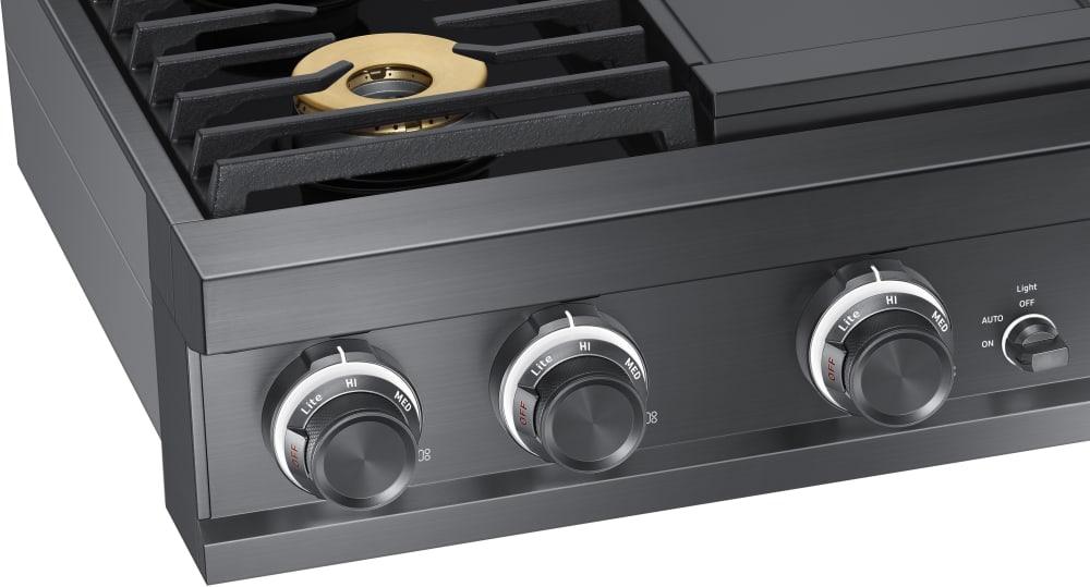 Dacor - 36 inch wide Gas Cooktop in Stainless - DTT36M974PS