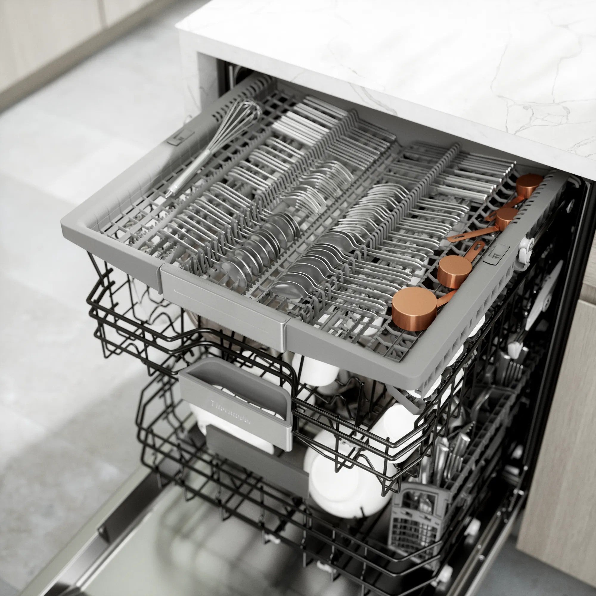 Thermador - 44 dBA Built In Dishwasher in Panel Ready - DWHD760CPR