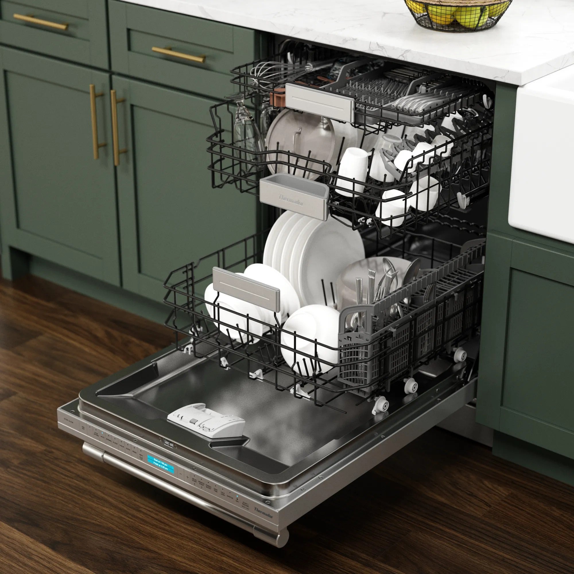 Thermador - 42 dBA Built In Dishwasher in Stainless - DWHD770CFP