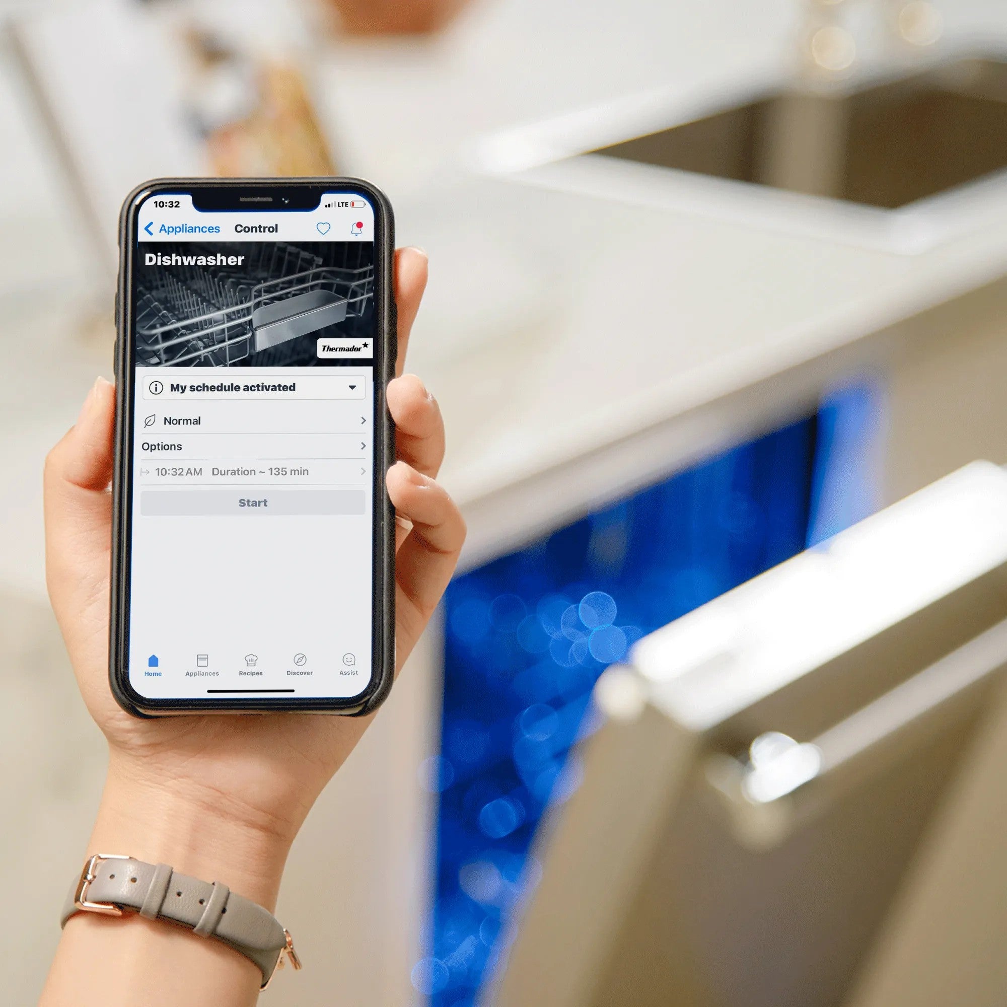 Thermador - 42 dBA Built In Dishwasher in Panel Ready - DWHD770CPR