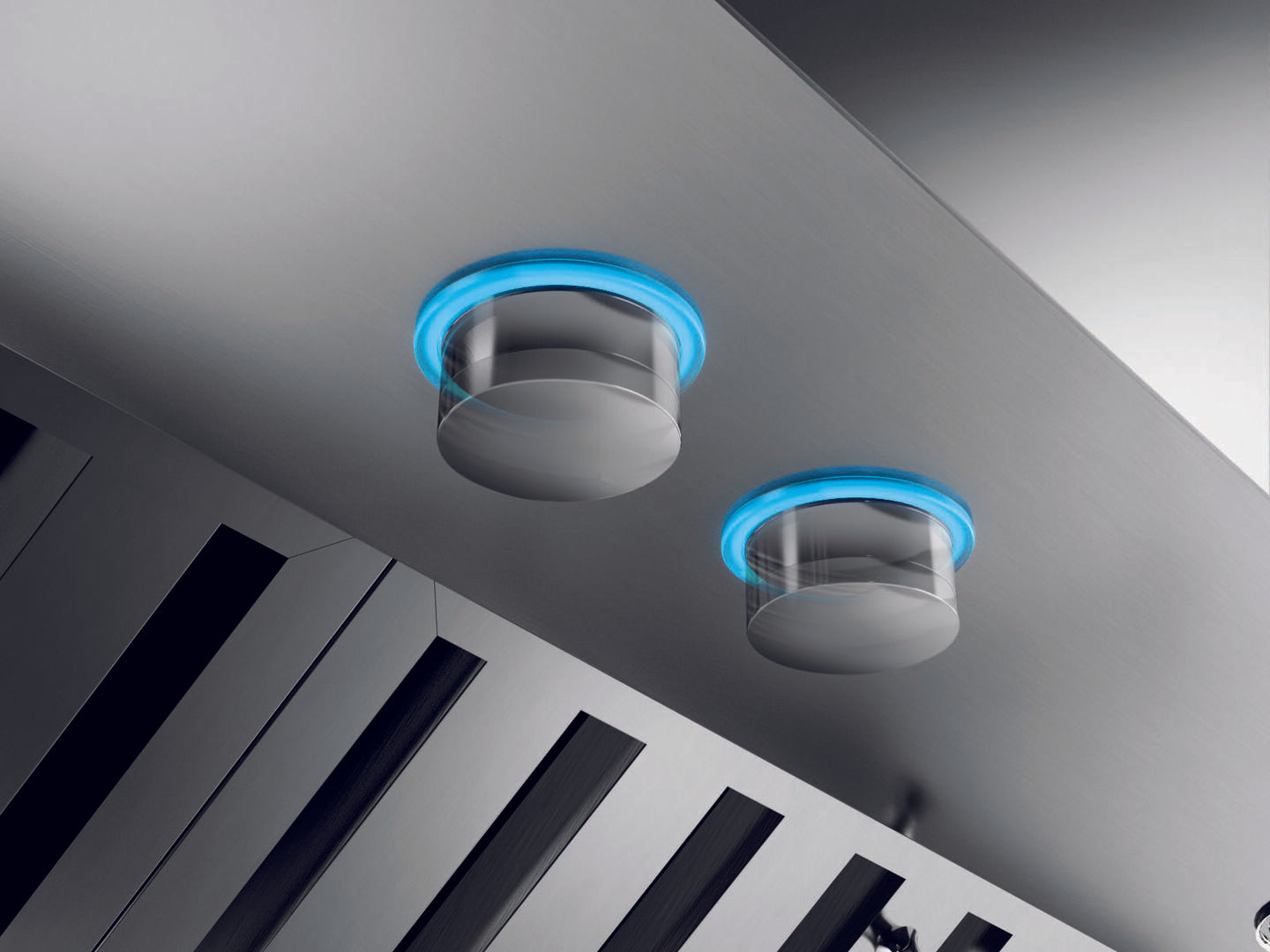 Elica - 36 Inch 600 CFM Wall Mount and Chimney Range Vent in Stainless - ECL636SS