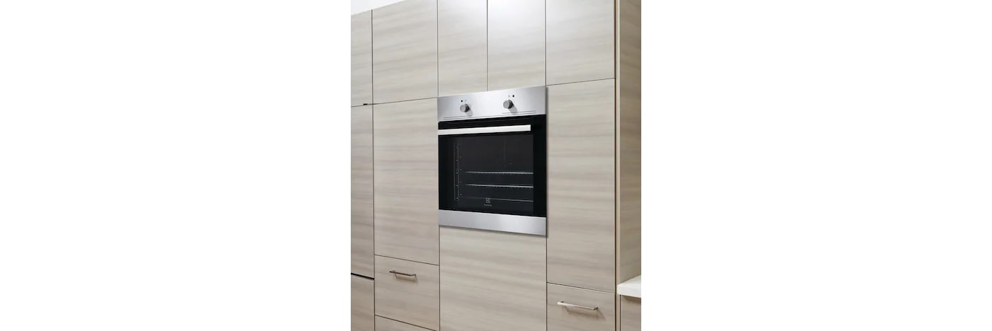 Electrolux - 2.7 cu. ft Single Wall Oven in Stainless - EI24EW35LS