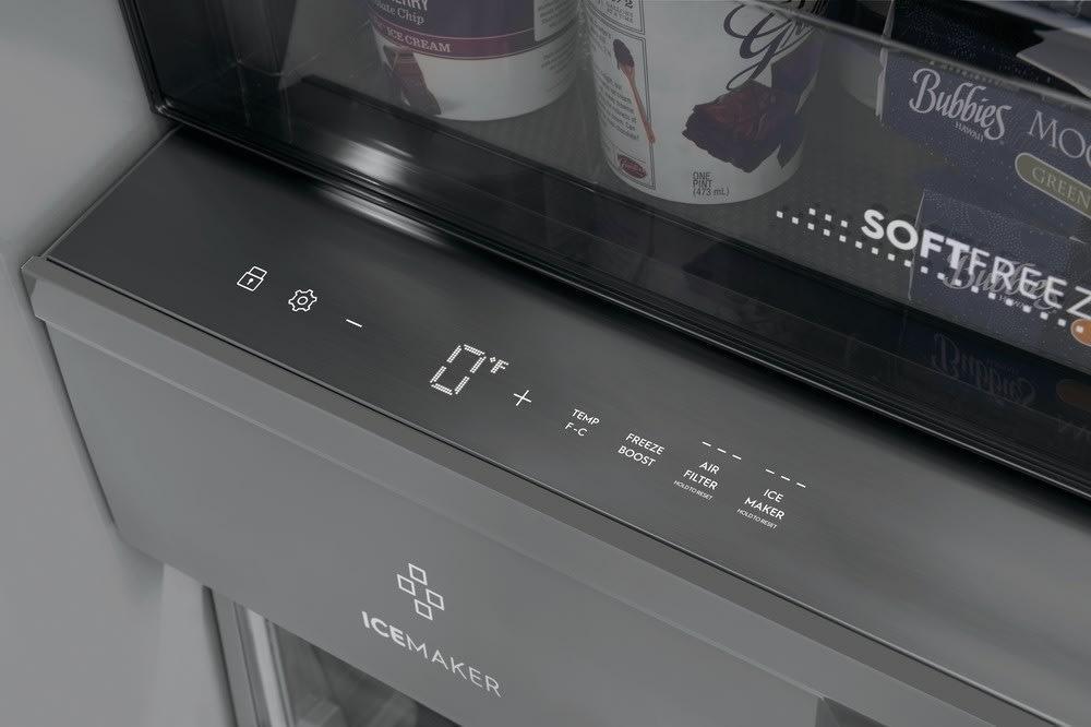 Electrolux - 18.6 cu. Ft Upright Freezer in Stainless - EI33AF80WS