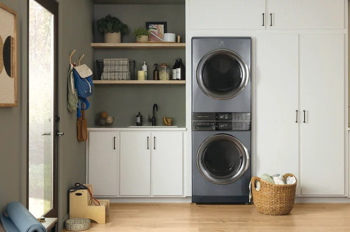 Electrolux - 5.2 cu. Ft Front Load Washer And 8 cu. Ft Dryer Laundry Tower in Titanium - ELTE760CAT
