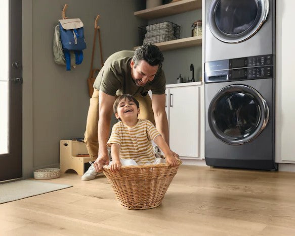Electrolux - 5.2 cu. Ft Front Load Washer And 8 cu. Ft Dryer Laundry Tower in Titanium - ELTE760CAT