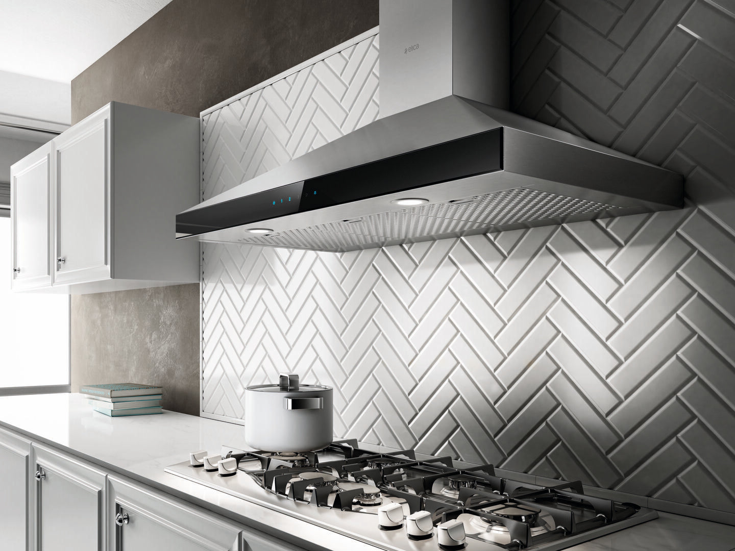 Elica - 36 Inch 600 CFM Wall Mount and Chimney Range Vent in Stainless - EVR636S2