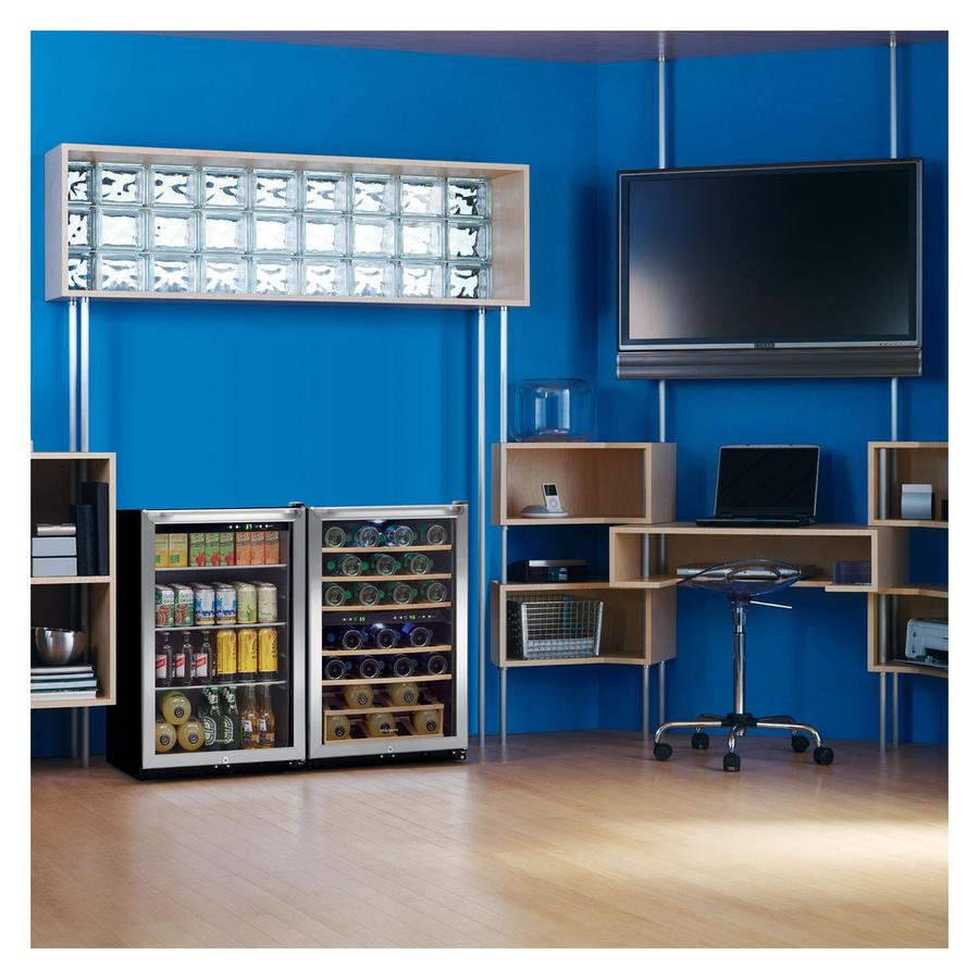Frigidaire - 21.5 Inch 4.6 cu. ft Beverage Centre Refrigerator in Stainless - FFBC4622QS