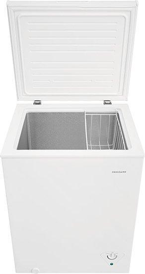 Frigidaire - 5 cu. Ft Chest Freezer in White - FFCS0522AW