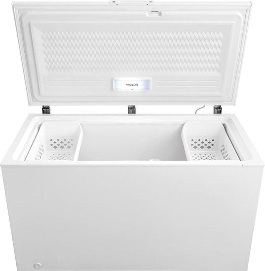 Frigidaire - 14.8 cu. Ft Chest Freezer in White - FFFC15M4TW