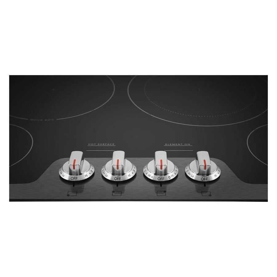 Frigidaire Gallery - 30.625 inch wide Electric Cooktop in Stainless - FGEC3048US