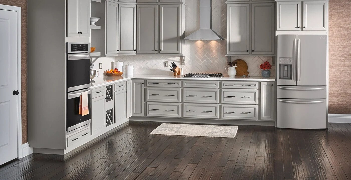 Frigidaire - 29.875 Inch 400 CFM Wall Mount and Chimney Range Vent in Stainless - FHWC3055LS