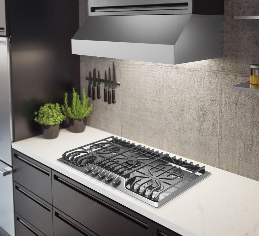 Frigidaire Pro - 30 inch wide Gas Cooktop in Stainless Steel - FPGC3077RS