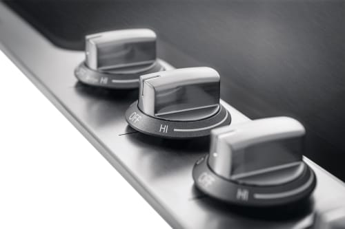 Frigidaire Pro - 36 inch wide Induction Cooktop in Black - FPIC3677RF