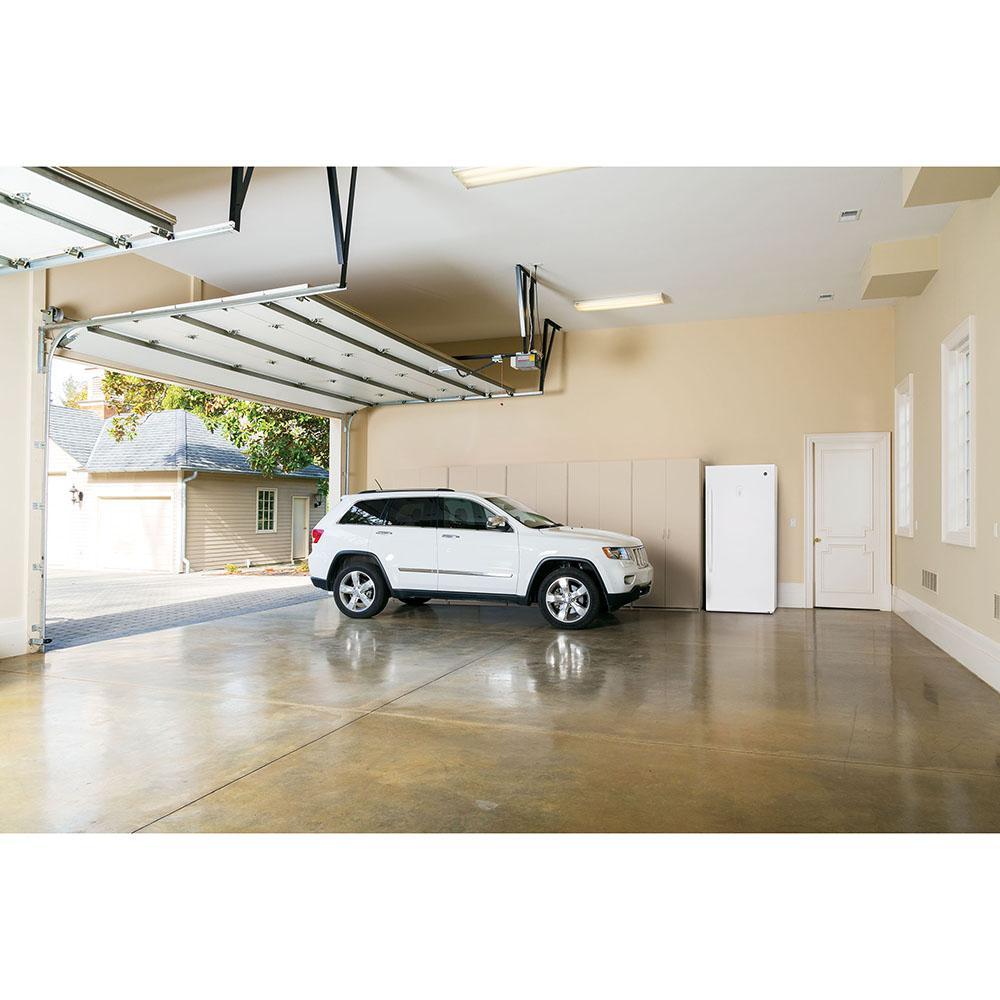 GE - 14.1 cu. Ft Upright Freezer in White - FUF14SMRWW