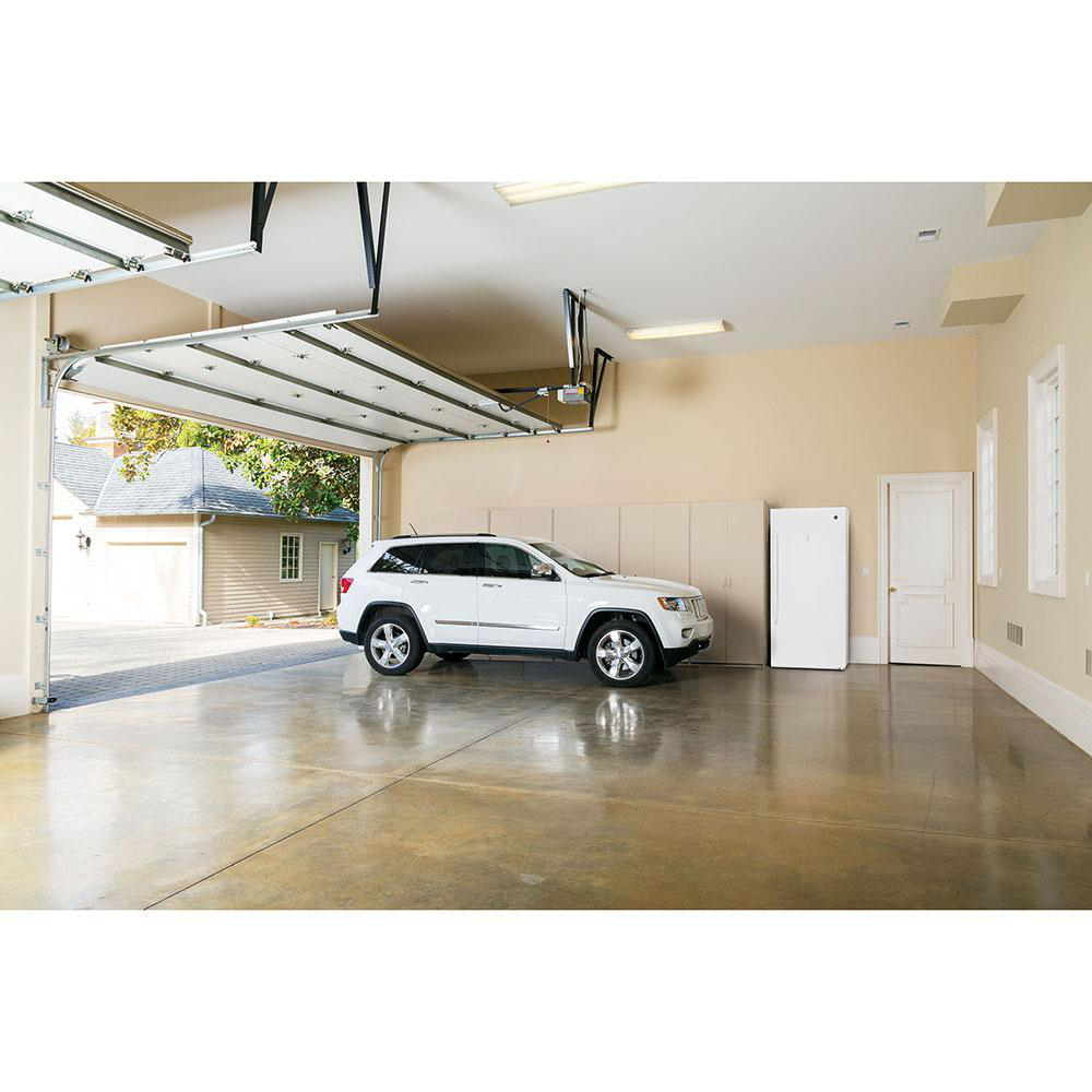 GE - 14.1 cu. Ft Upright Freezer in White - FUF14SMRWW